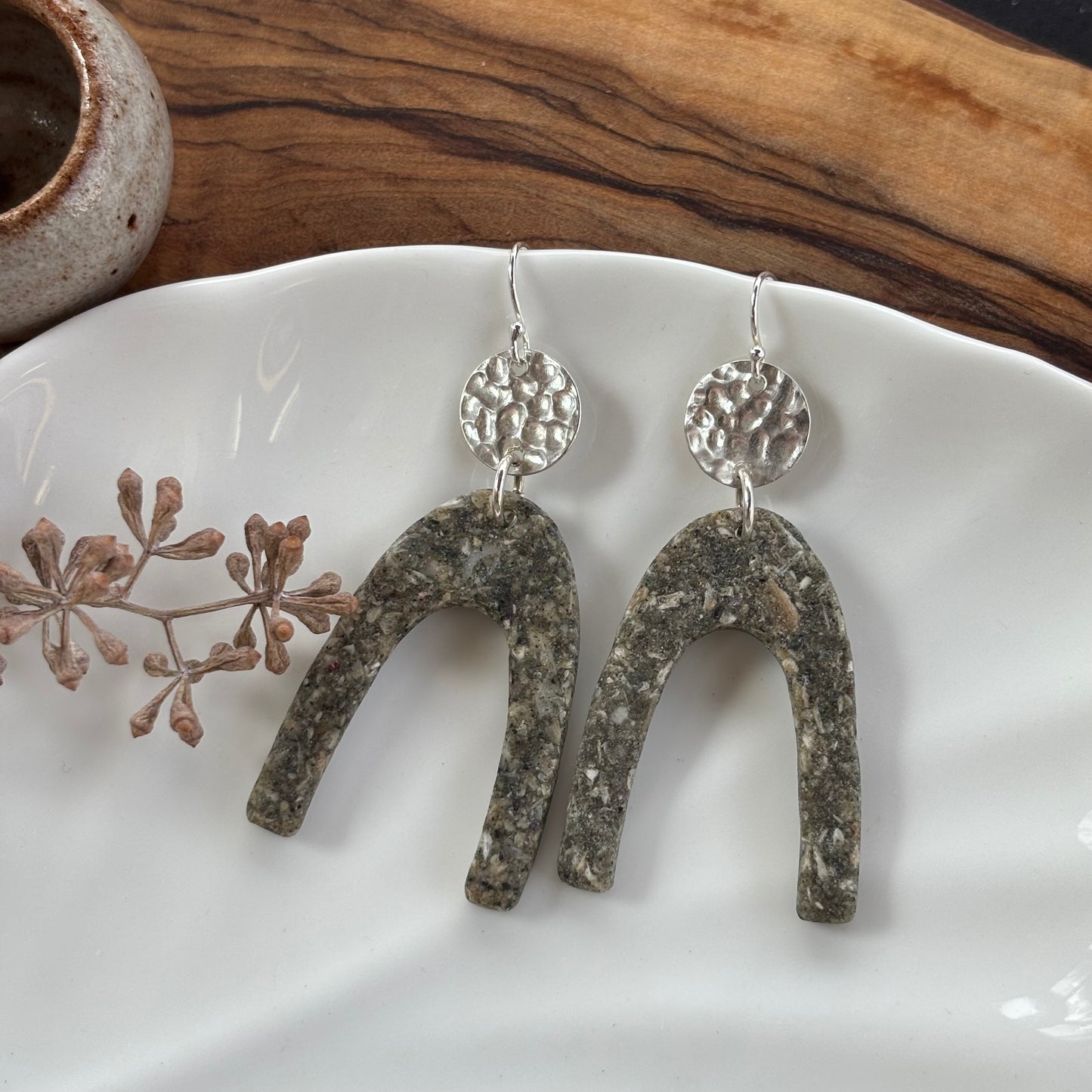 Chestermans Sand Earrings
