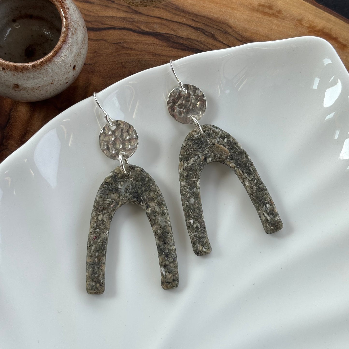 Chestermans Sand Earrings