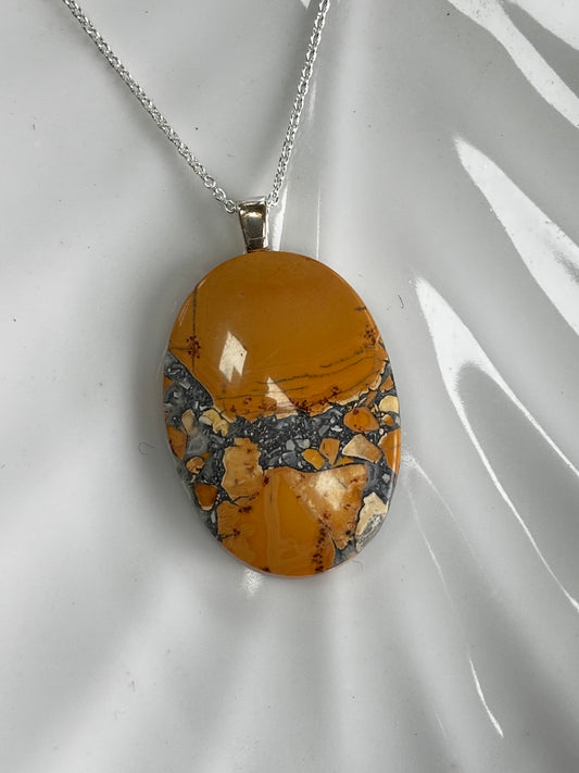 Large Maligano Pendant Necklace