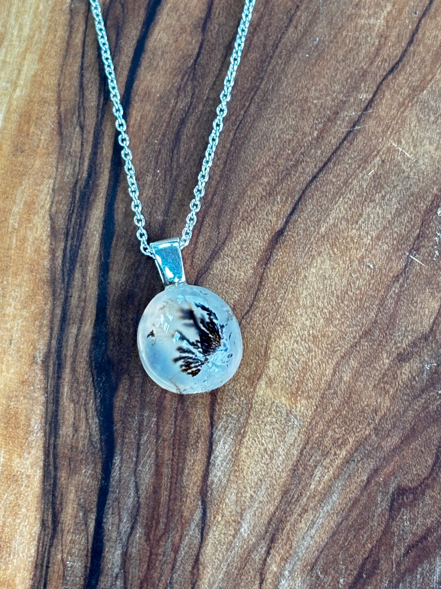Small Dendritic Agate Necklace