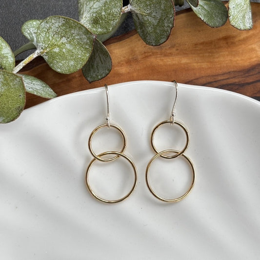 Interlocking 14k Gold Circles Earrings