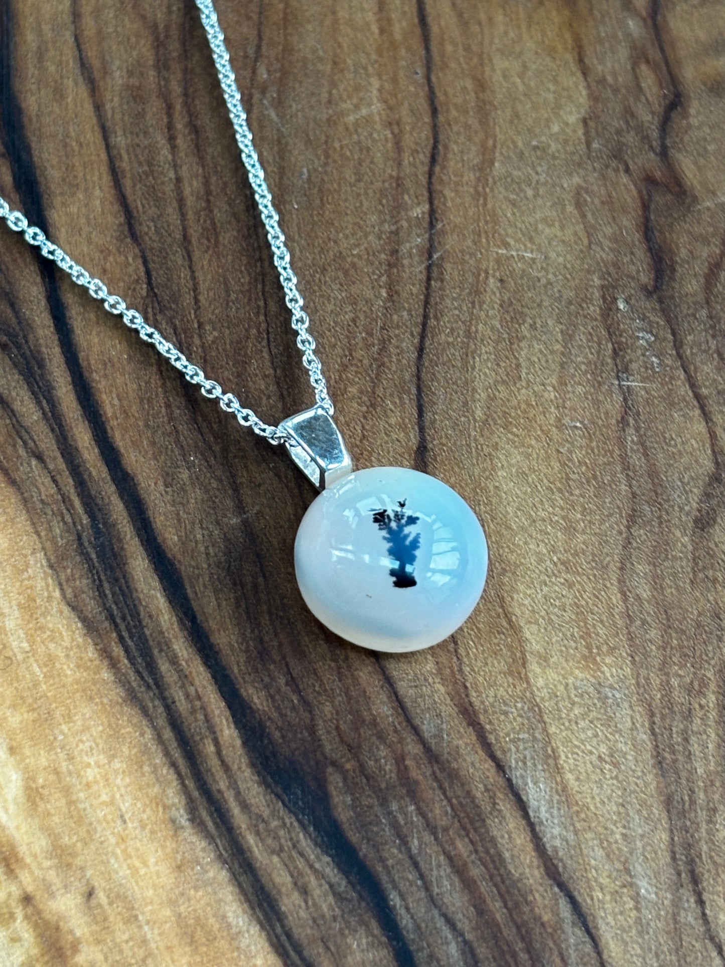 Small Dendritic Agate Necklace
