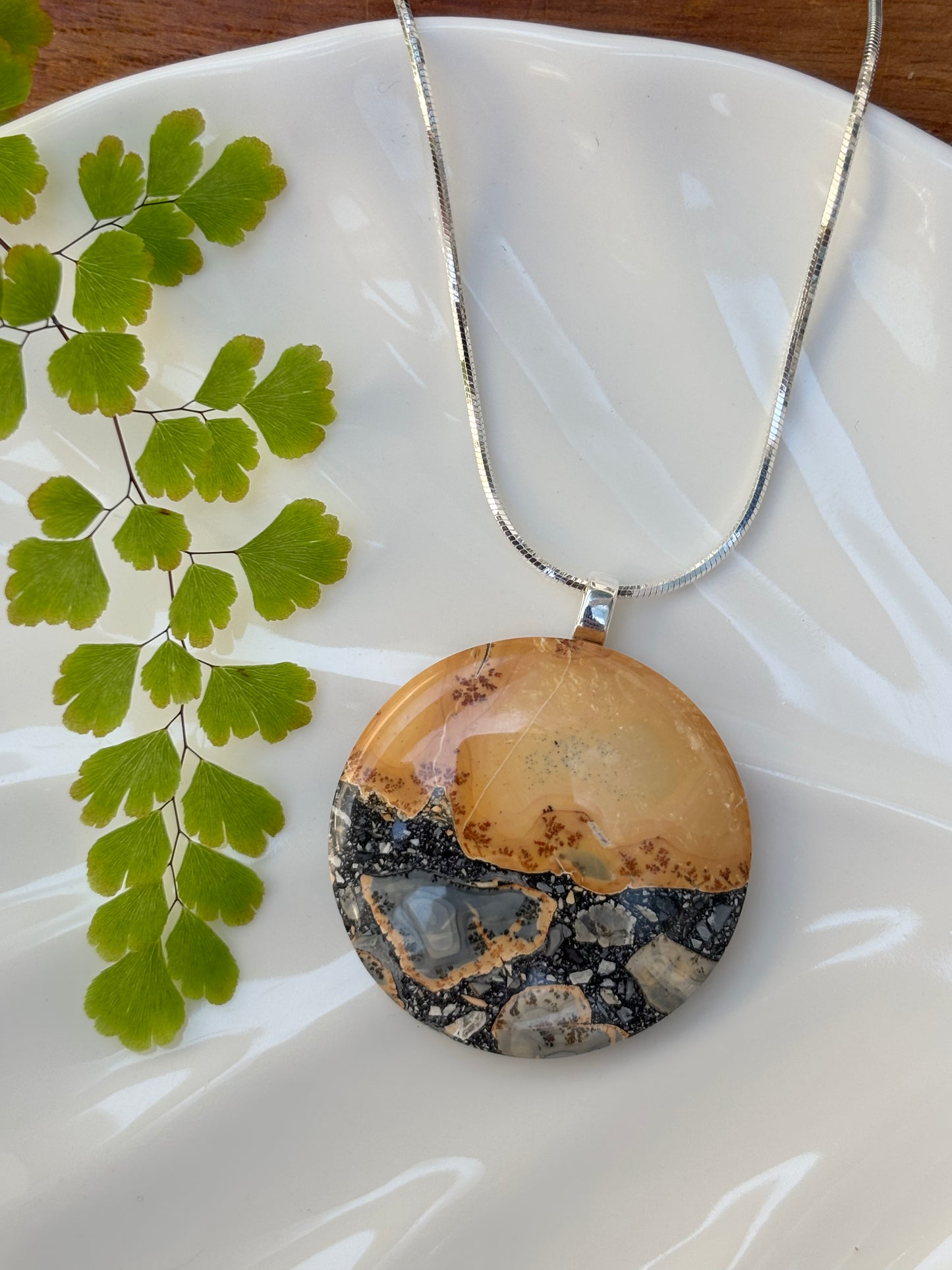Large Maligano Pendant Necklace