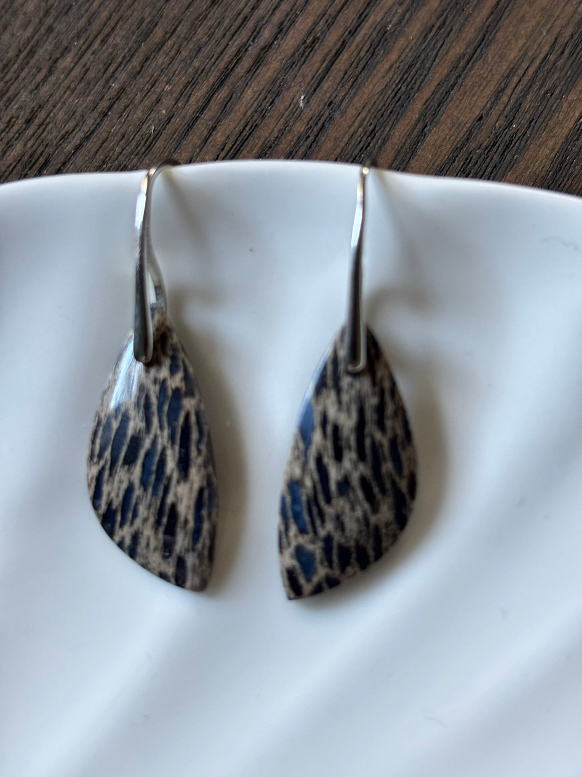 Fossilized Palm Root Black Cream Earrings